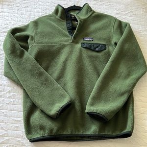 Patagonia green pullover size small womens